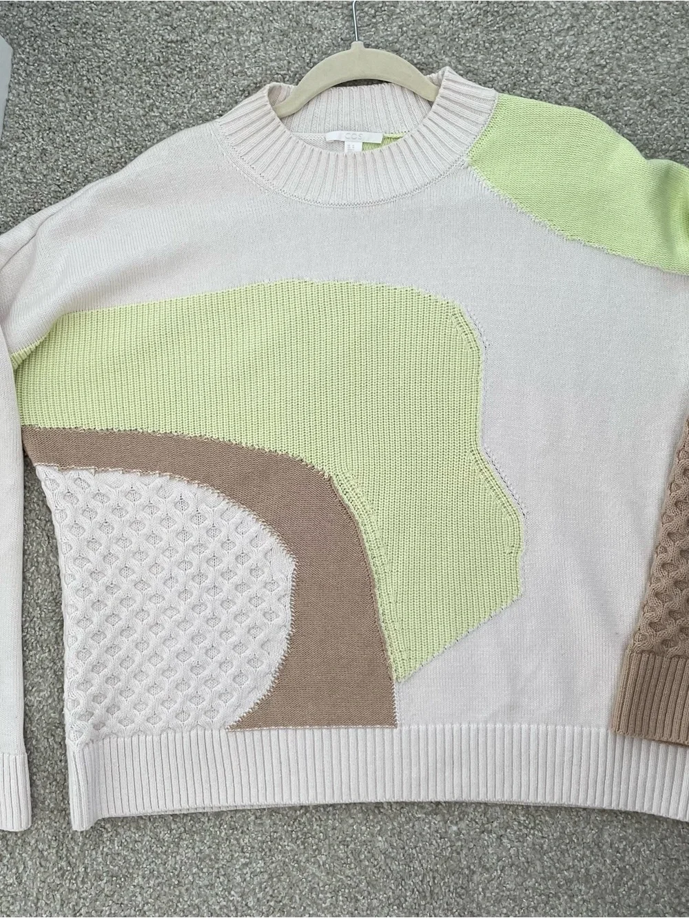 COS crewneck color block wool-cotton sweater with neon green detailing - Picture 8 of 12